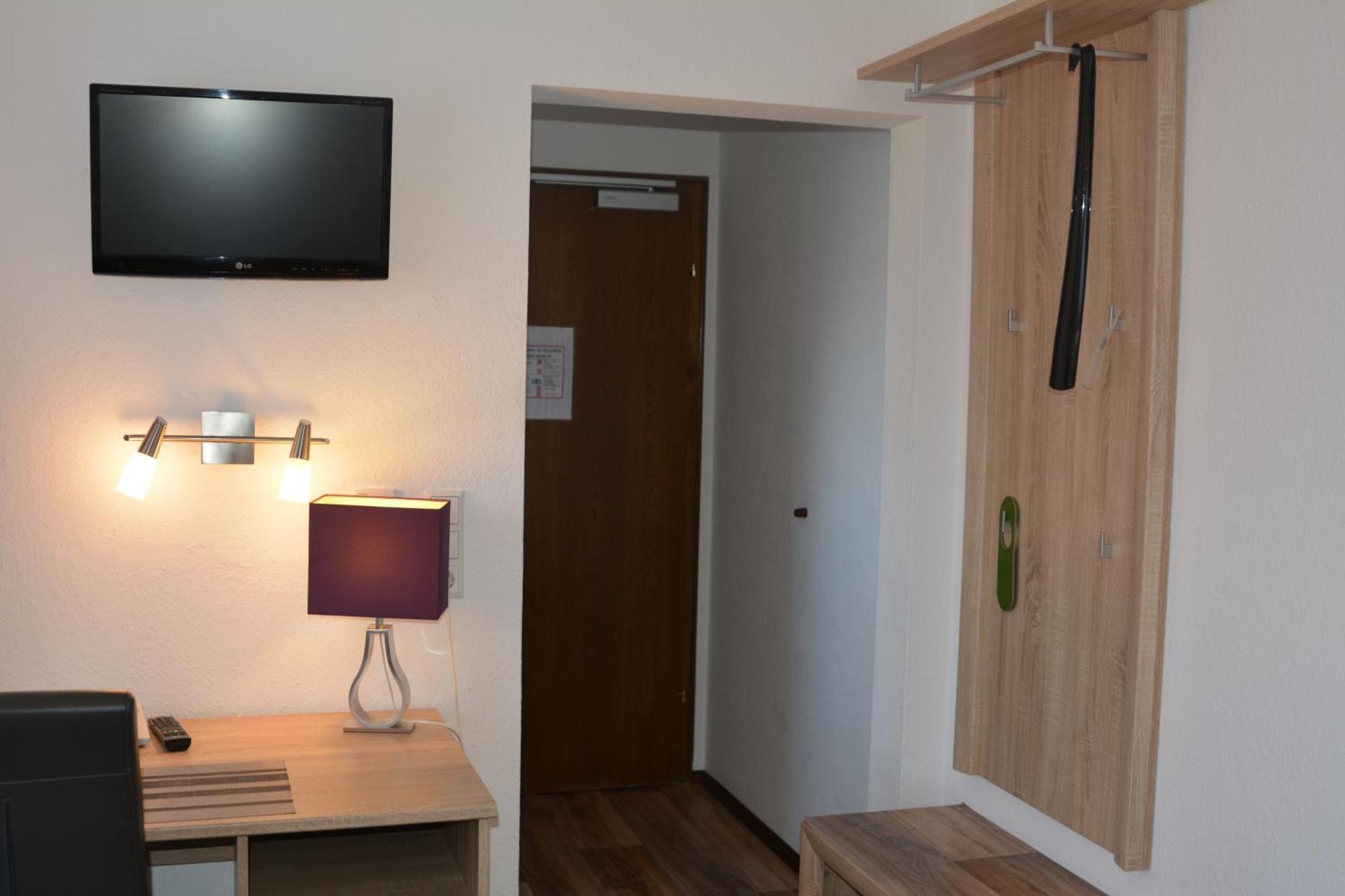 Hotel-Gasthof Zur Rose Weissenhorn Bilik gambar