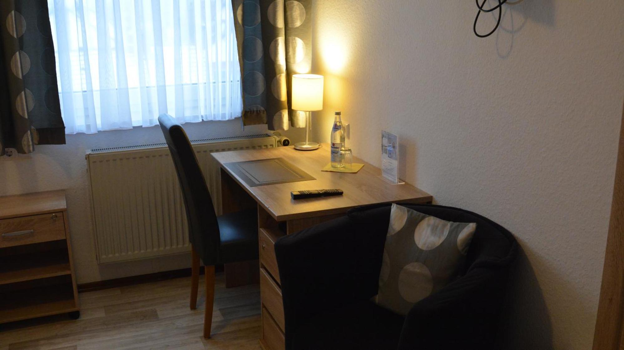 Hotel-Gasthof Zur Rose Weissenhorn Bilik gambar