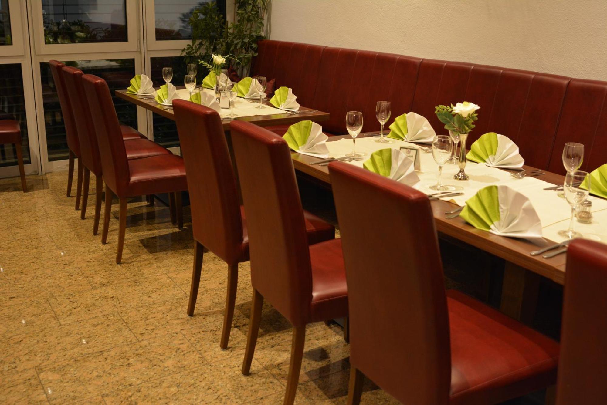 Hotel-Gasthof Zur Rose Weissenhorn Luaran gambar